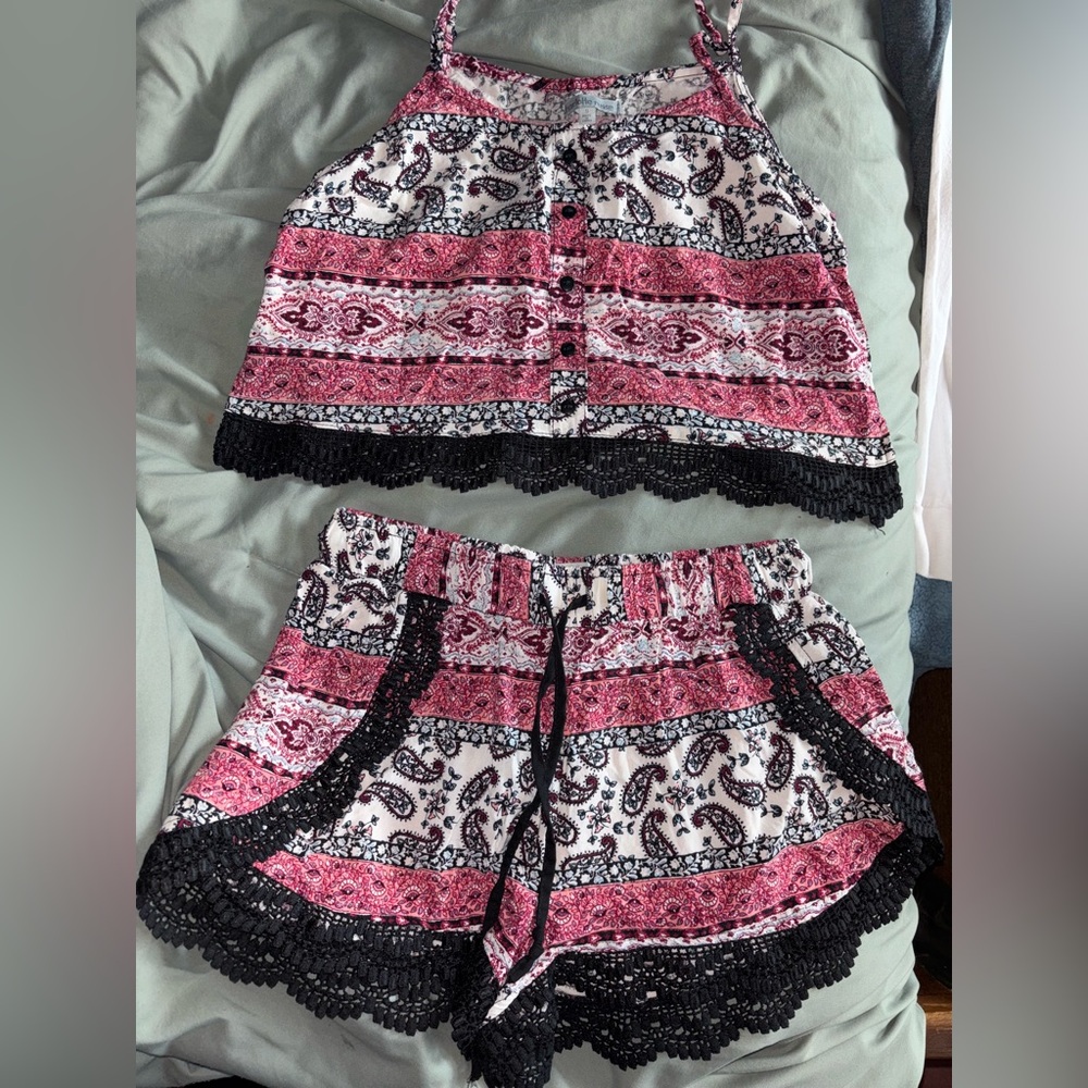 Charlotte Russe Pink and Black Paisley Print Set